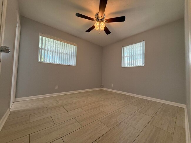 Building Photo - 2640 Bridgeman Rd