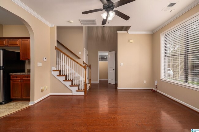 Building Photo - 2250 Ridgemont Dr