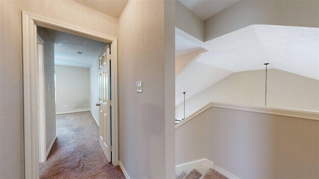 Building Photo - 1604 Park Pl