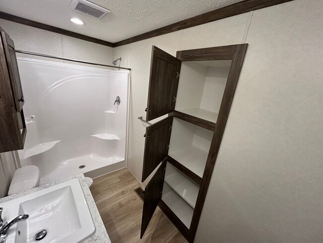 Building Photo - 11338 Mill Creek