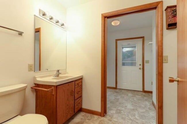 Building Photo - Get $849 off your security deposit!