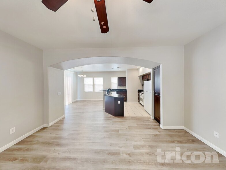 Building Photo - 5372 Flowing Spring St