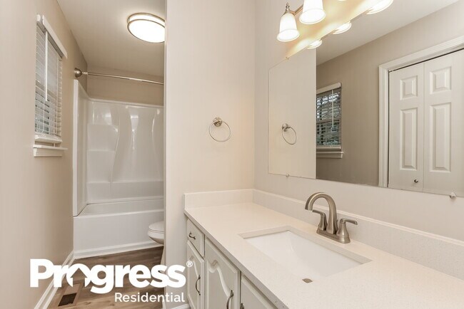 Building Photo - 3329 Quail Run Ct