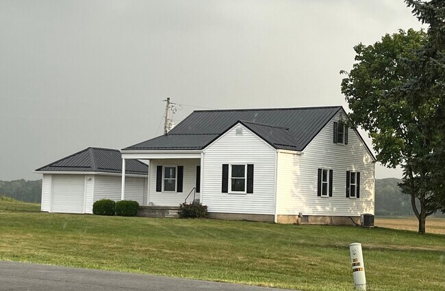 Primary Photo - 9340 Williamsport Pike