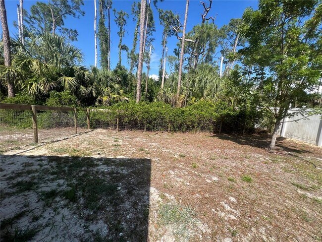 Building Photo - 3287 Trentwood Ln