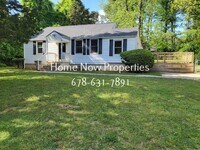 Building Photo - 3BR/2BA Home | Huge Private Lot + Deck | F...