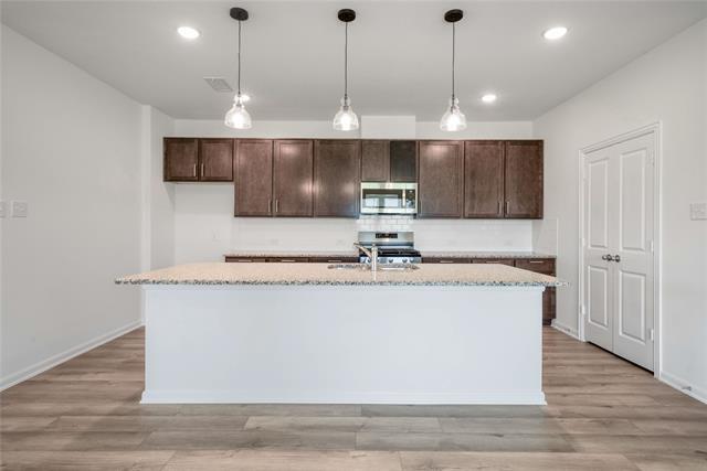 Building Photo - 2110 Ridgecrest Ln