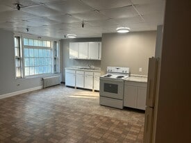 Building Photo - 40 Academy St