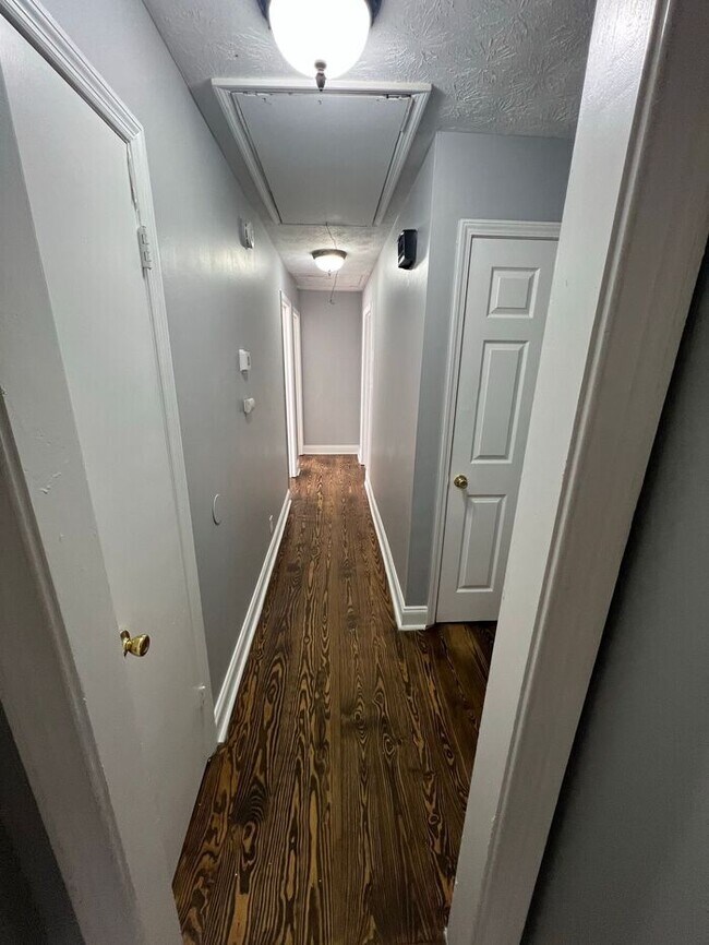 Building Photo - Huge 5 bedroom home in Lawrenceville NOW READY!