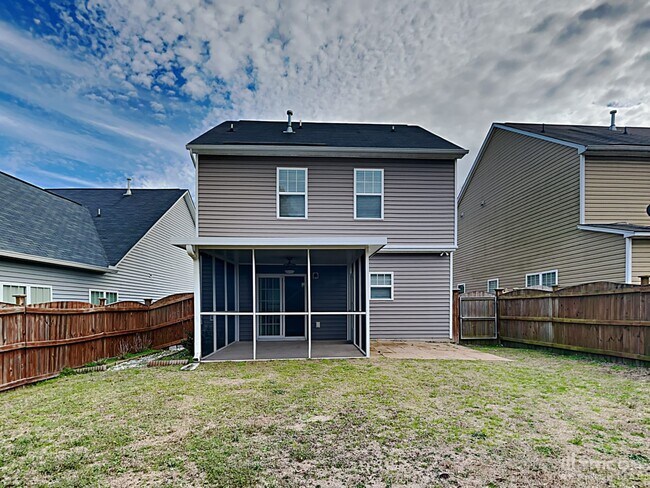 Building Photo - 208 Chestnut Oak Ln
