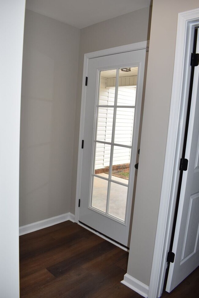 Building Photo - Woodland Park Townhomes, Enterprise,AL