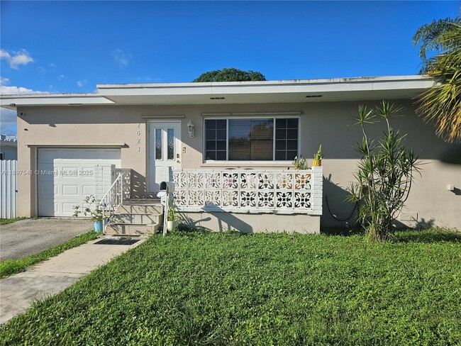 Primary Photo - 2623 Jackson St