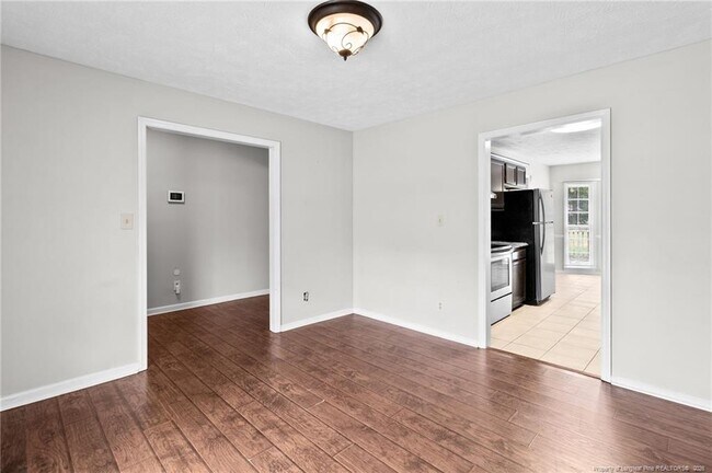 Building Photo - 6924 Woodmark Dr