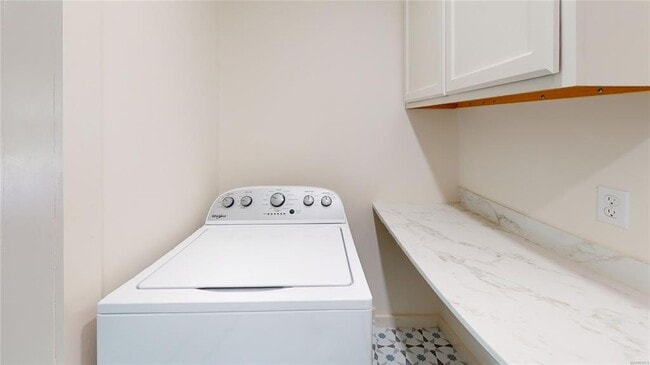 Building Photo - 3363 Audubon Rd