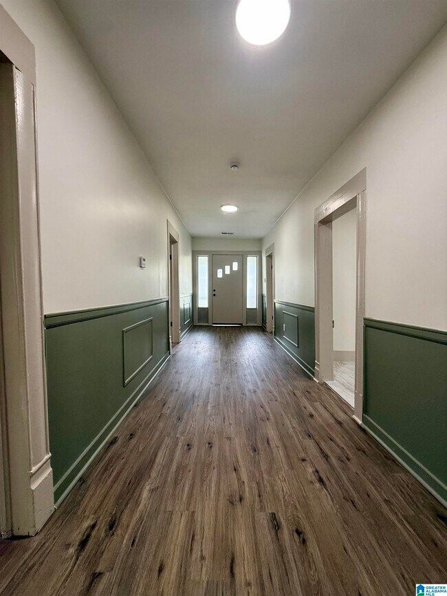 Building Photo - 1458 Hueytown Rd