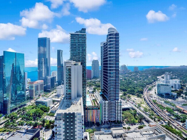 Building Photo - 1100 S Miami Ave