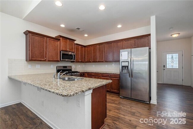 Building Photo - 6828 Pennyroyal Wy