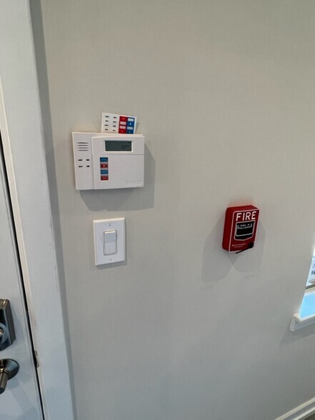 Building Photo - 1625 S 20th St