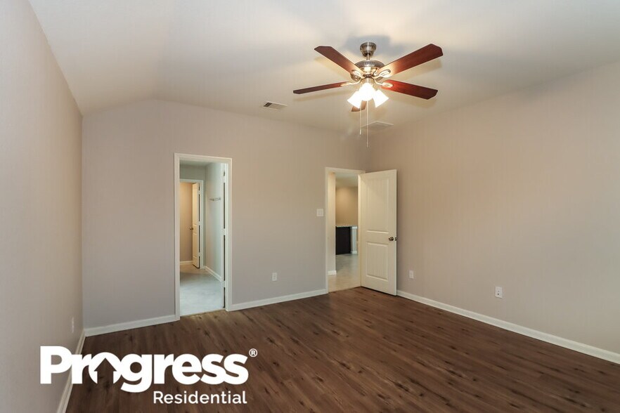 Building Photo - 1958 Bravos Manor Ln