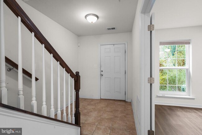Building Photo - 9624 Westerdale Dr
