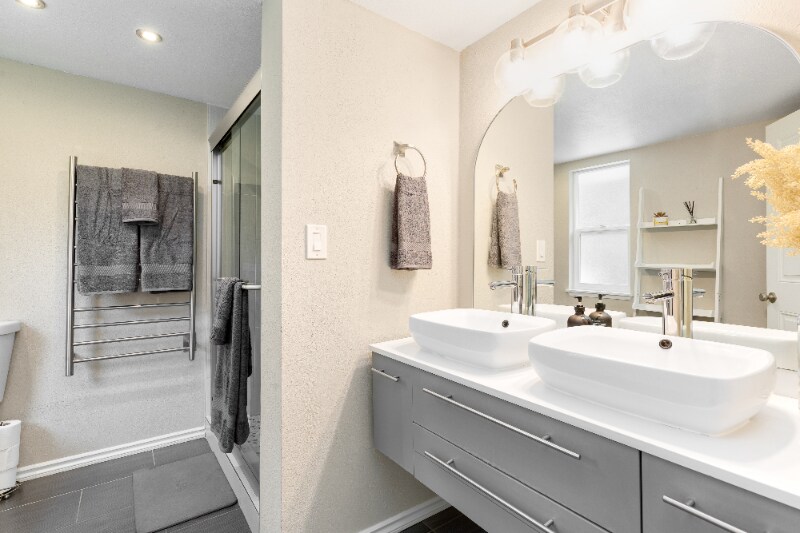 Building Photo - 11441 81st Ave NE