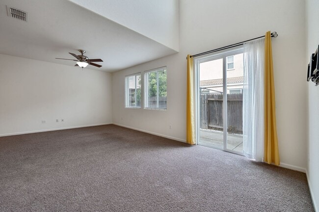 Building Photo - 2815 Tourbrook Way