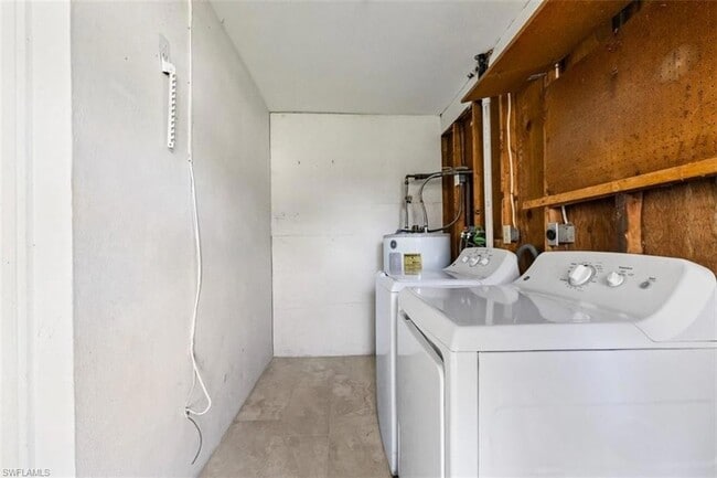 Building Photo - 1948 46th St SW