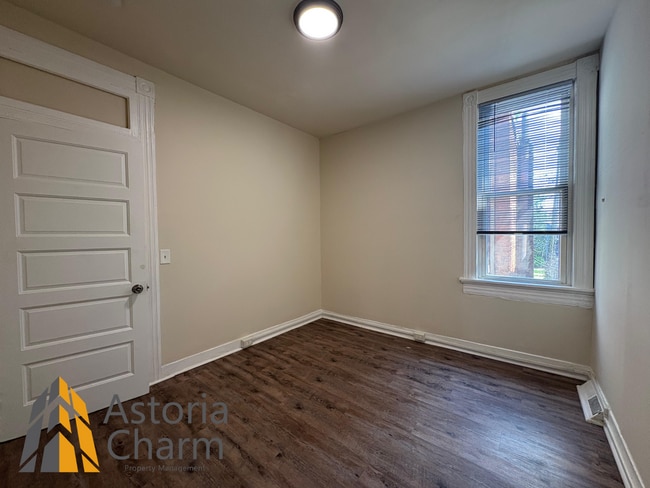 Building Photo - Move-In Ready 4-Bedroom Home with Updated ...