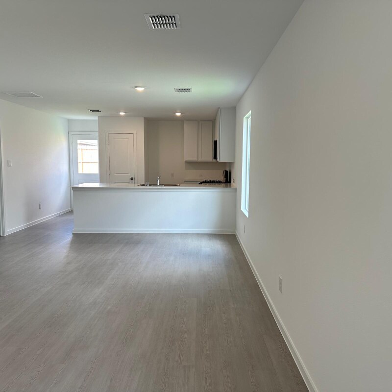 Building Photo - 1329 Wedge Leaf Ln