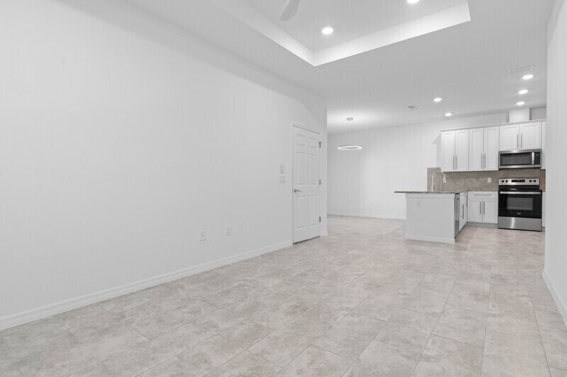Building Photo - 22 Pony Ln