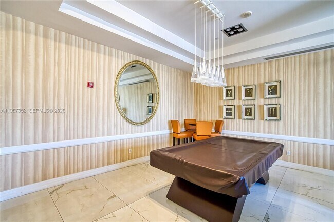 Building Photo - 6917 Collins Ave