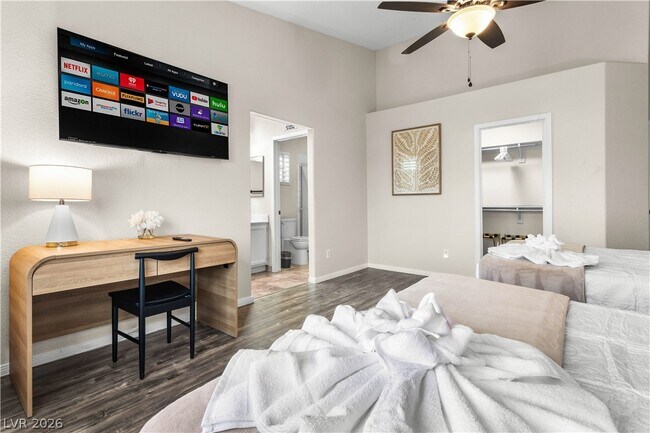 Building Photo - 5235 Zebra Ct