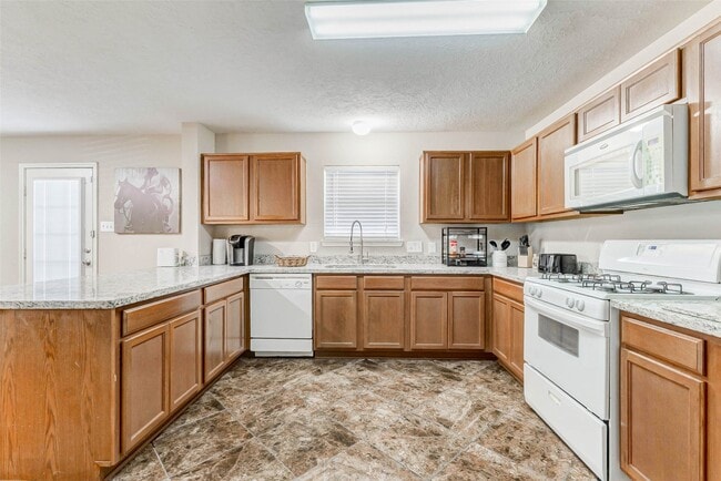 Building Photo - 12638 Skyview Manor Dr