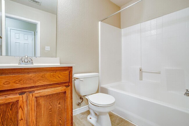 Building Photo - Perfectly located.  3 Bedroom, 2 Bath Home...