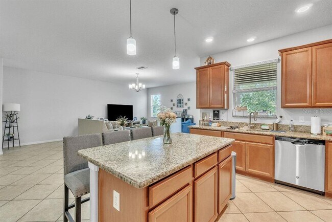 Building Photo - 3256 Rodrick Cir
