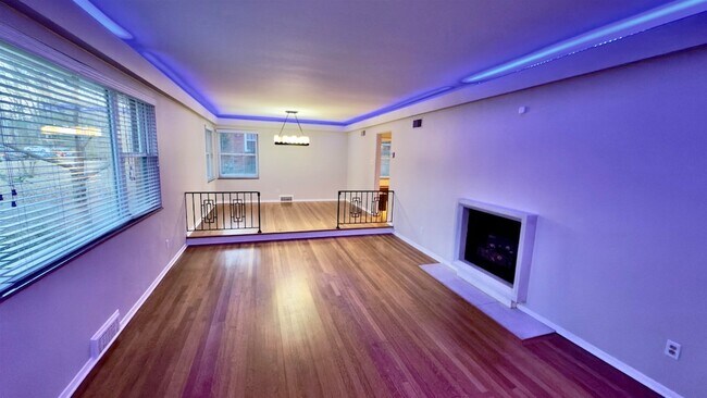 Building Photo - 5209 Walnut Grove Rd