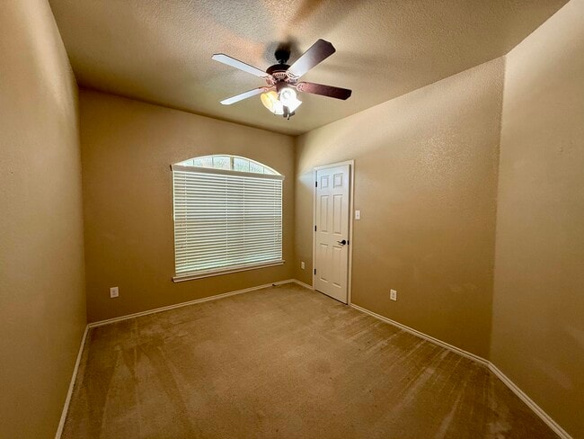 Building Photo - 8018 Grissom Crest