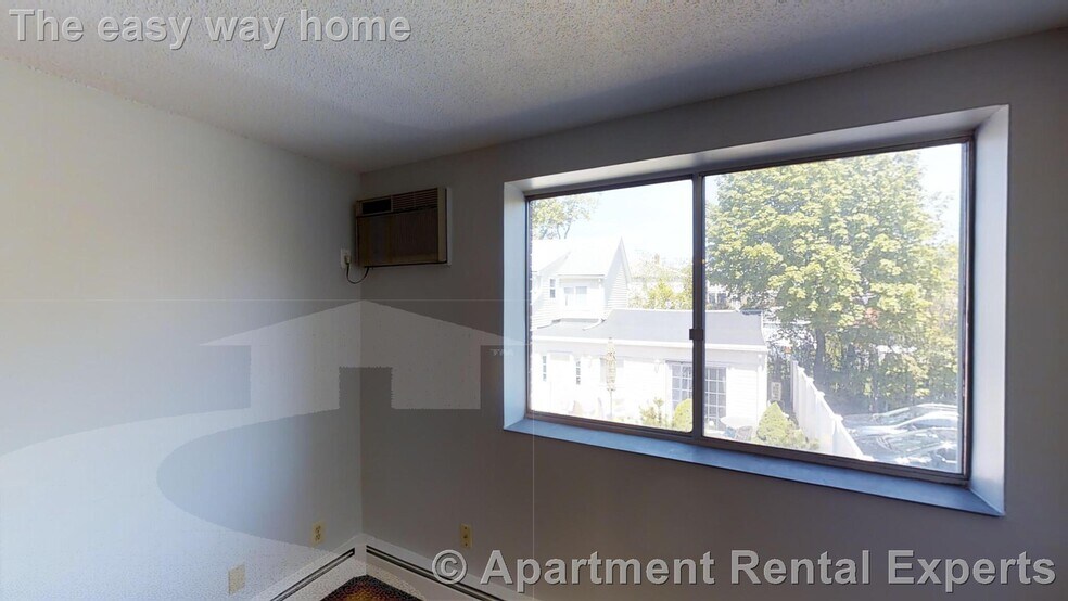 Building Photo - 14 Murdock St