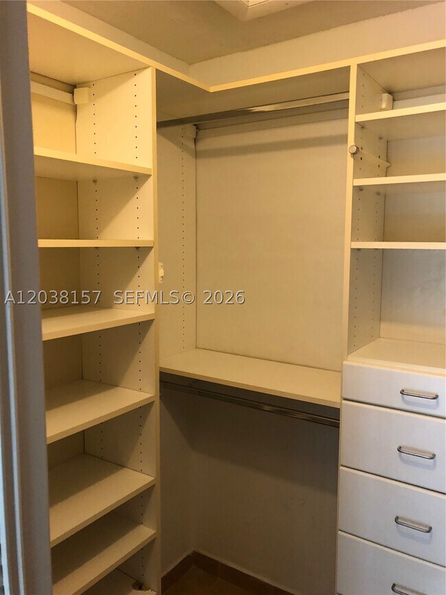 Building Photo - 3808 SW 79th Ave