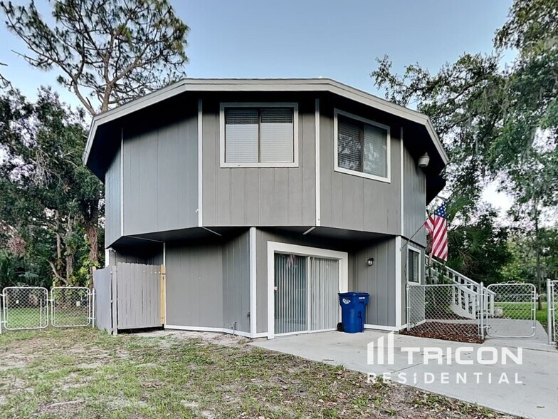 Building Photo - 903 Hagle Park Rd