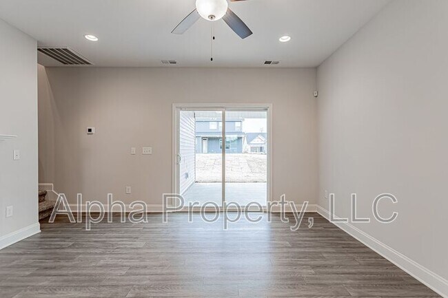 Building Photo - 73 Tannery Dr