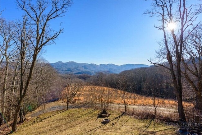 Building Photo - 1776 Beech Mountain Pkwy