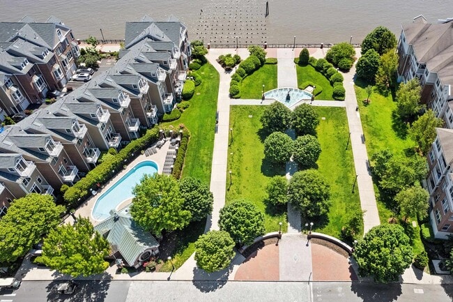 Building Photo - 500 Fulton Ct