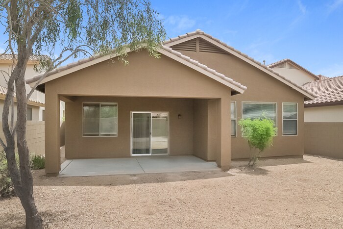 Building Photo - 43330 N Heavenly Way