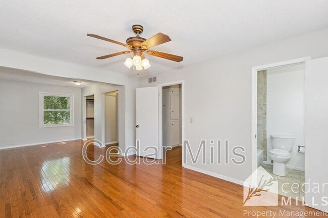 Building Photo - 373 S Covington St