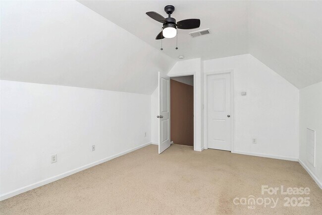 Building Photo - 7000 Dacian Ln