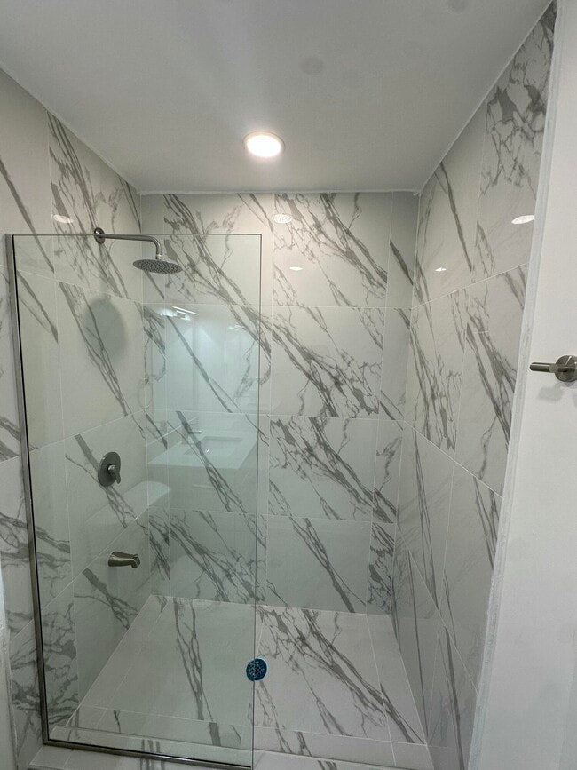 Building Photo - 103 E Tiffany Dr