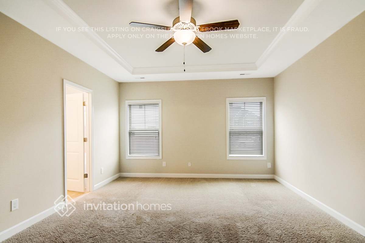 Building Photo - 185 Red Angus Dr