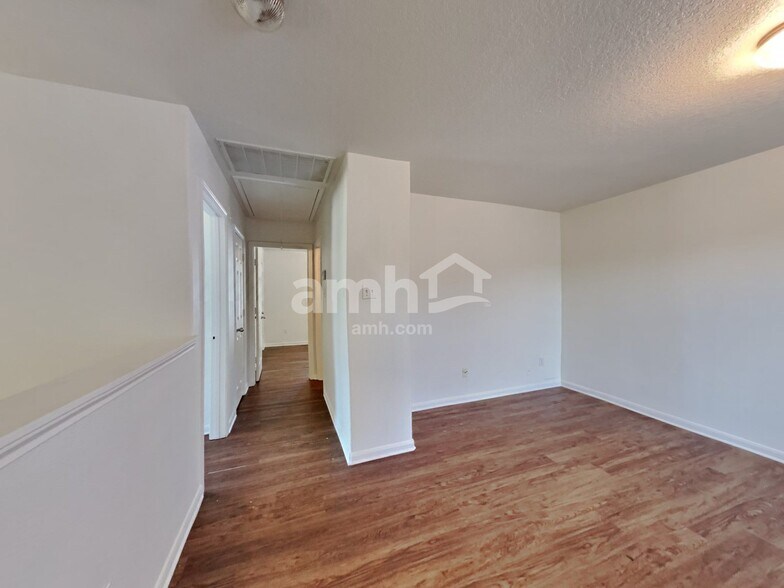 Building Photo - 5702 Rocky Trail Dr