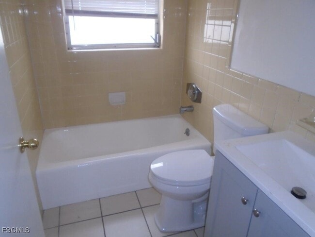 Building Photo - 4926 York St